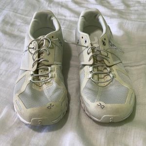 On Women’s Cloud, White Running Shoes, Size 9.5